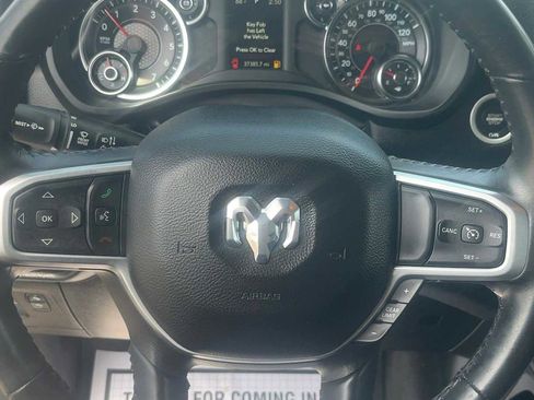 Used 2022 RAM 1500 Big Horn AWD/4WD image 19