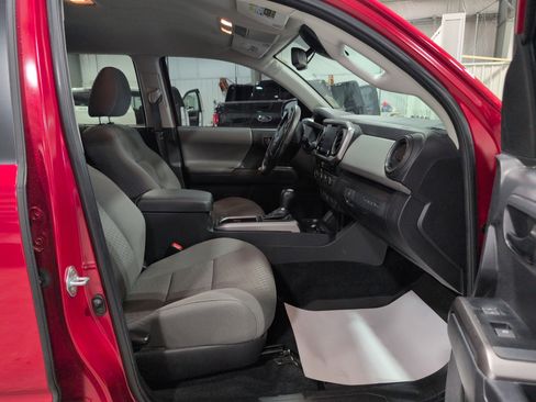 Used 2023 Toyota Tacoma SR5 image 15