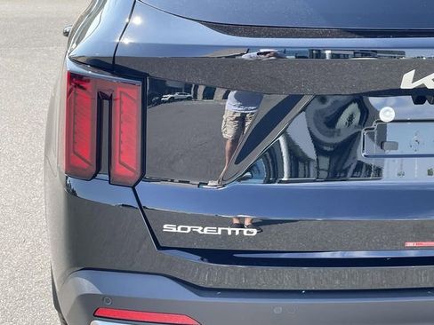 New 2026 Kia Sorento S w/ S Panoramic Sunroof Package image 10