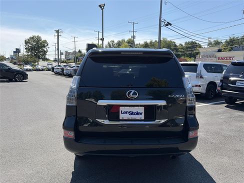 Used 2023 Lexus GX 460 Premium w/ Premium Package AWD/4WD image 4