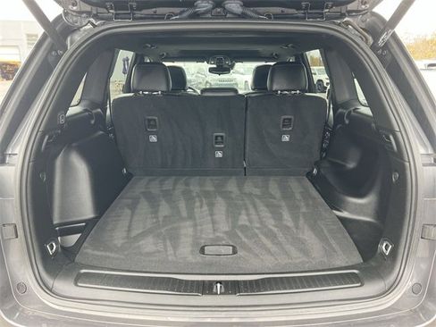Used 2023 Jeep Grand Cherokee Altitude image 24