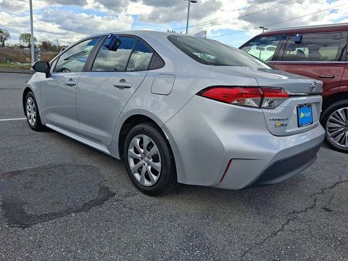 Used 2024 Toyota Corolla LE image 4