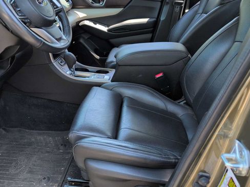 Certified 2022 Subaru Ascent Touring AWD/4WD image 16
