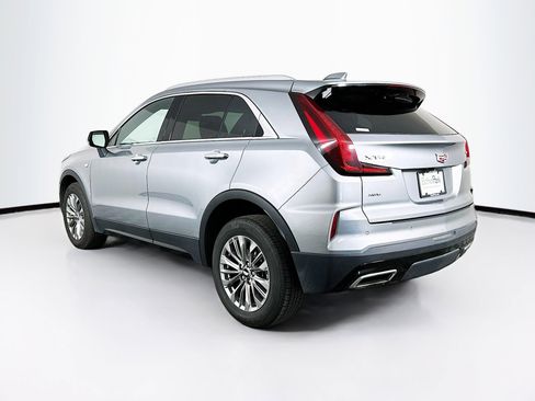 Used 2024 Cadillac XT4 Premium Luxury image 5