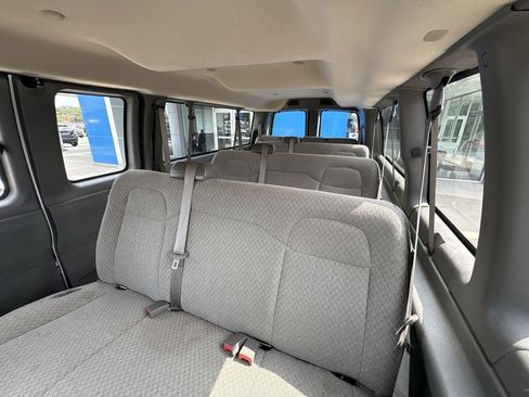 Certified 2025 Chevrolet Express 3500 LT w/ LT Preferred Equipment Group RWD image 20