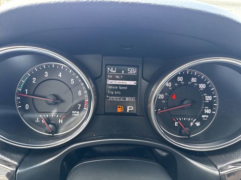 Used 2013 Jeep Grand Cherokee Laredo image 15