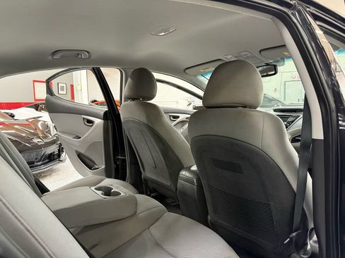 Used 2013 Hyundai Elantra GLS FWD image 22