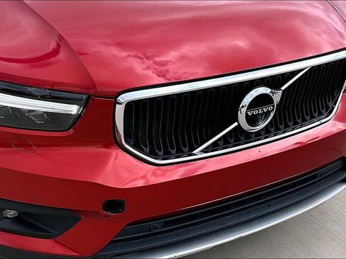 Used 2019 Volvo XC40 T5 Momentum AWD/4WD image 38