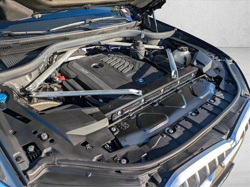 Used 2023 BMW X6 xDrive40i w/ M Sport Package image 23