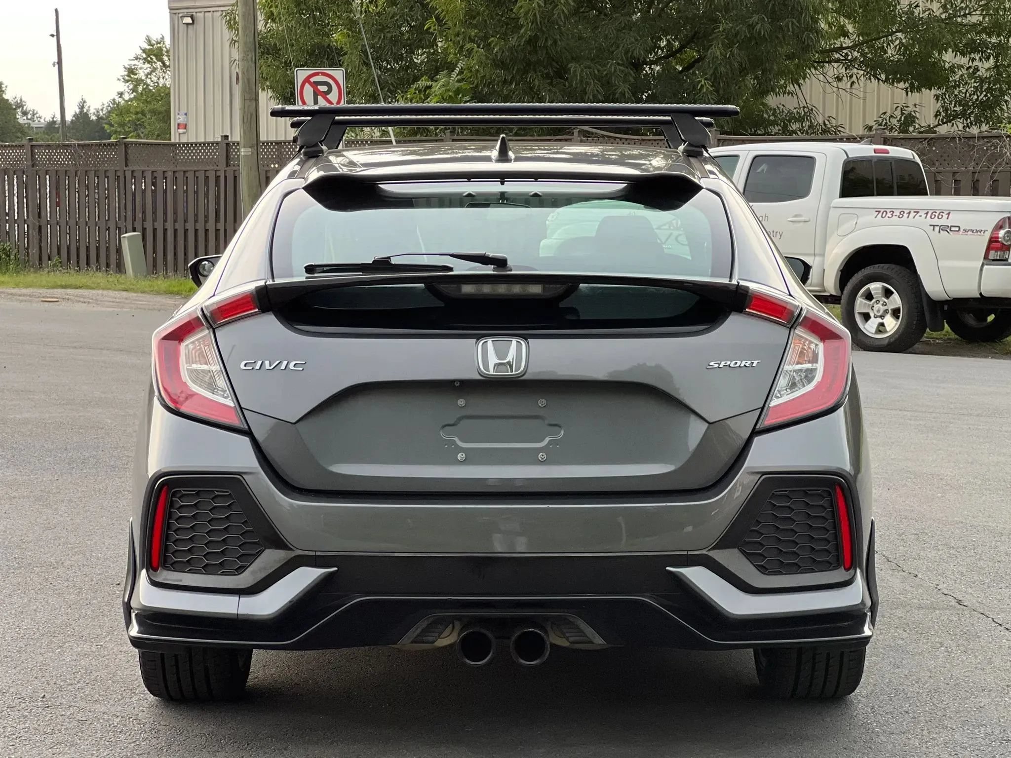 Used 2017 Honda Civic Sport image 4