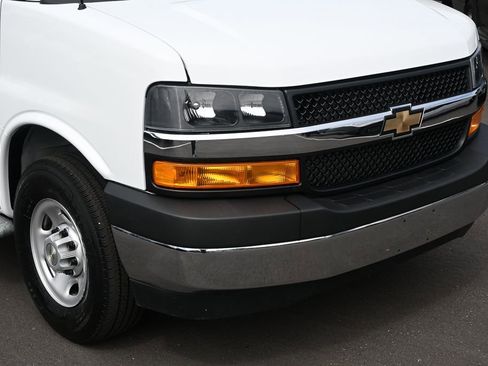 Used 2024 Chevrolet Express 2500 Work Van w/ Driver Convenience Package image 29