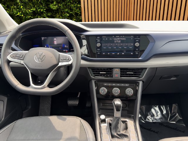 Used 2023 Volkswagen Taos SE w/ Panoramic Sunroof Package AWD/4WD image 13