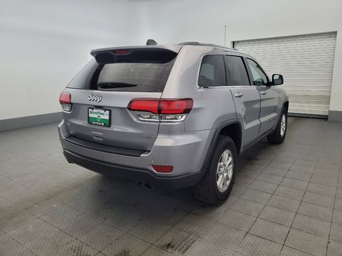 Used 2020 Jeep Grand Cherokee Laredo AWD/4WD image 9