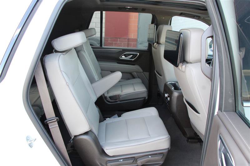 Used 2021 GMC Yukon SLT w/ SLT Luxury Plus Package AWD/4WD image 24