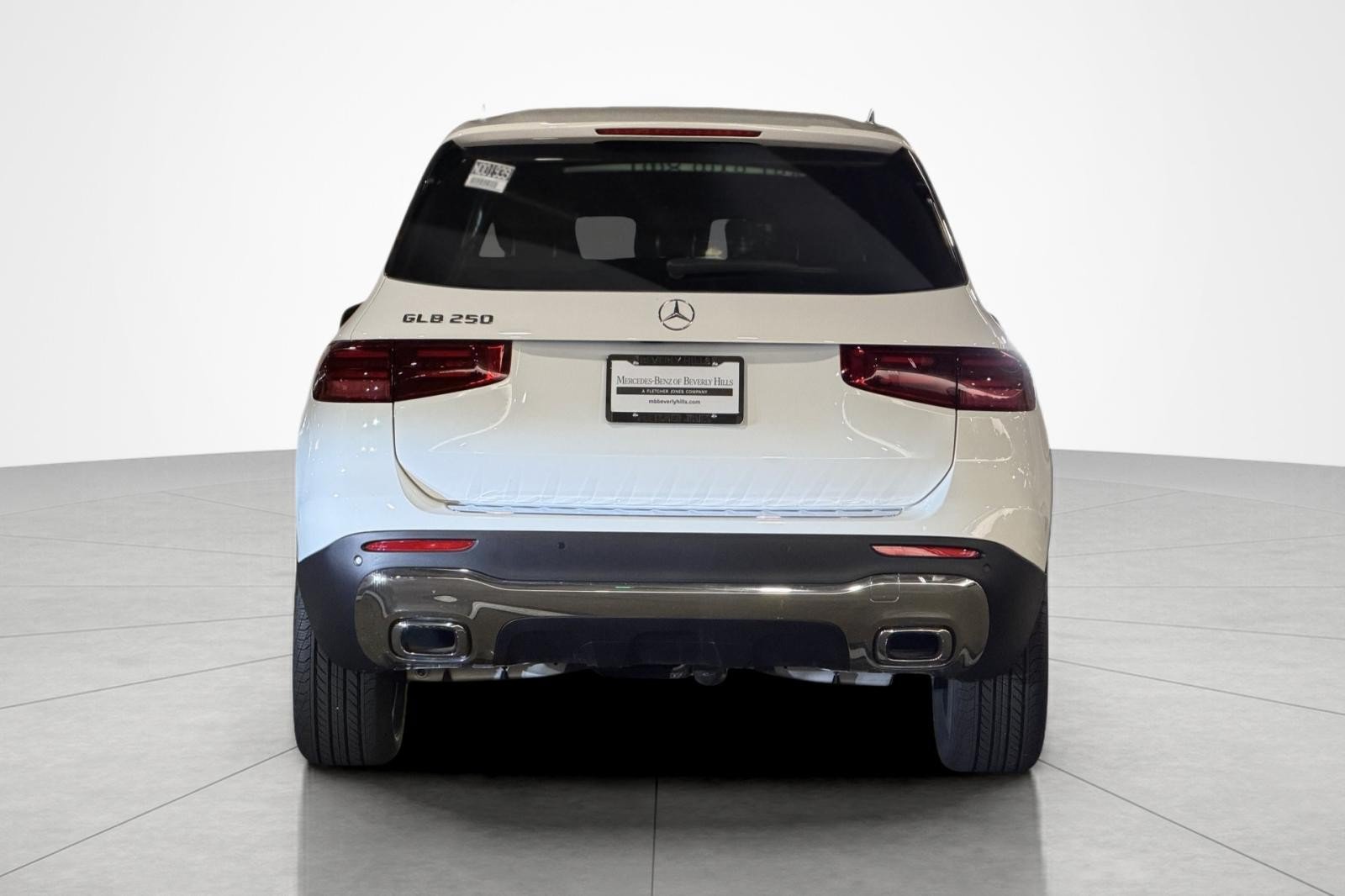 New 2026 Mercedes-Benz GLB 250 image 4