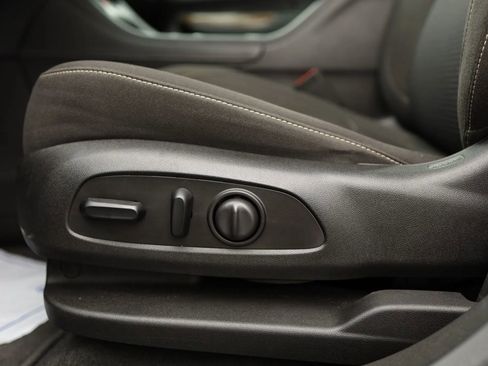 Used 2020 GMC Acadia SLE w/ Driver Convenience Package image 15