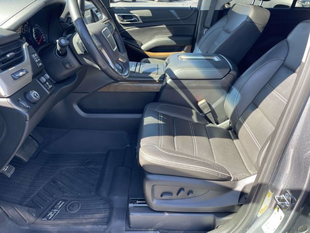 Certified 2019 GMC Yukon Denali w/ Denali Ultimate Package RWD image 15