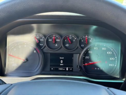 Used 2020 Chevrolet Silverado 1500 Custom w/ Custom Value Package RWD image 23