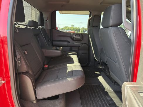 Used 2023 Chevrolet Silverado 1500 Custom AWD/4WD image 25