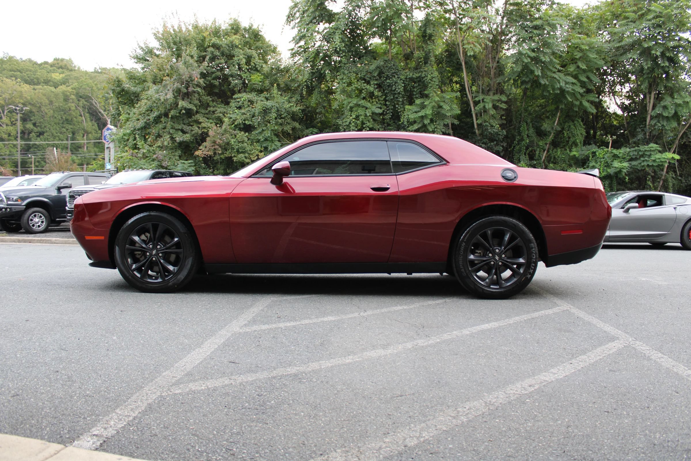 Used 2022 Dodge Challenger SXT w/ Blacktop Package AWD/4WD image 22