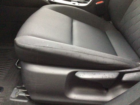 Used 2024 Toyota Corolla LE FWD image 13