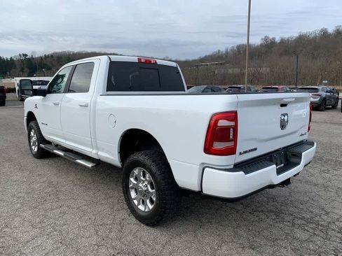 Used 2023 RAM 2500 Laramie AWD/4WD image 3