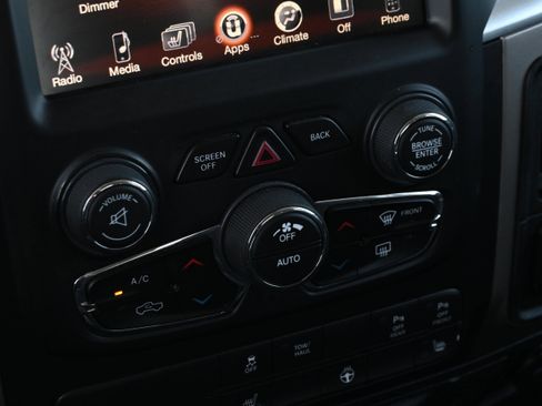 Used 2017 RAM 1500 Big Horn image 19