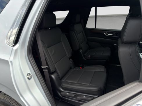 New 2026 GMC Yukon Denali w/ LPO, Floor Liner Package AWD/4WD image 19
