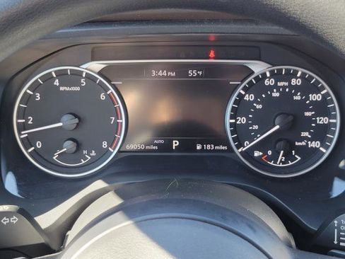 Used 2023 Nissan Rogue S AWD/4WD image 10