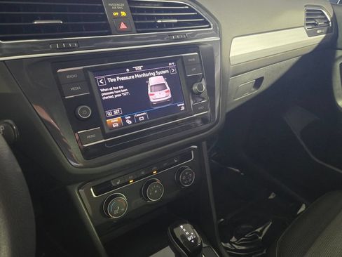 Certified 2023 Volkswagen Tiguan S FWD image 19