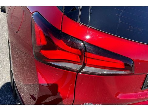 Used 2024 Chevrolet Equinox Premier image 31