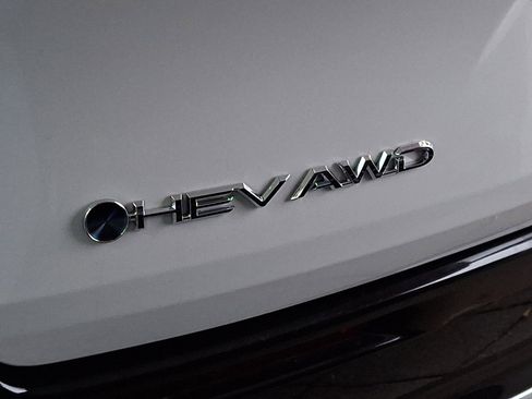 New 2025 Toyota Sienna Limited image 19