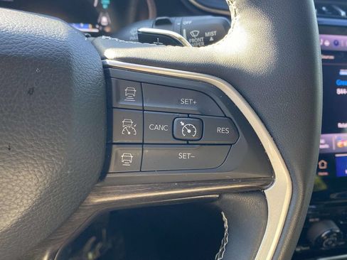 Used 2024 Jeep Grand Cherokee Limited 4xe AWD/4WD image 21
