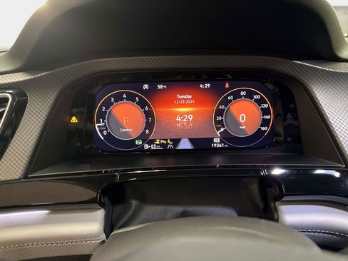 Certified 2025 Volkswagen Atlas Peak Edition SE image 27