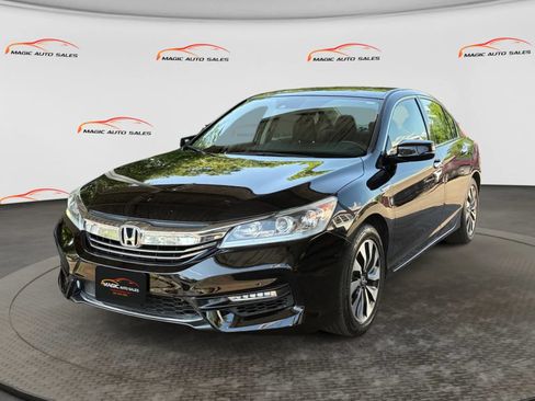Used 2017 Honda Accord Hybrid Sedan image 1