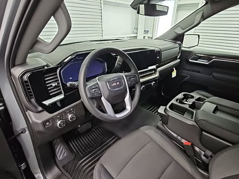 New 2026 GMC Sierra 1500 SLE w/ Preferred Package image 11