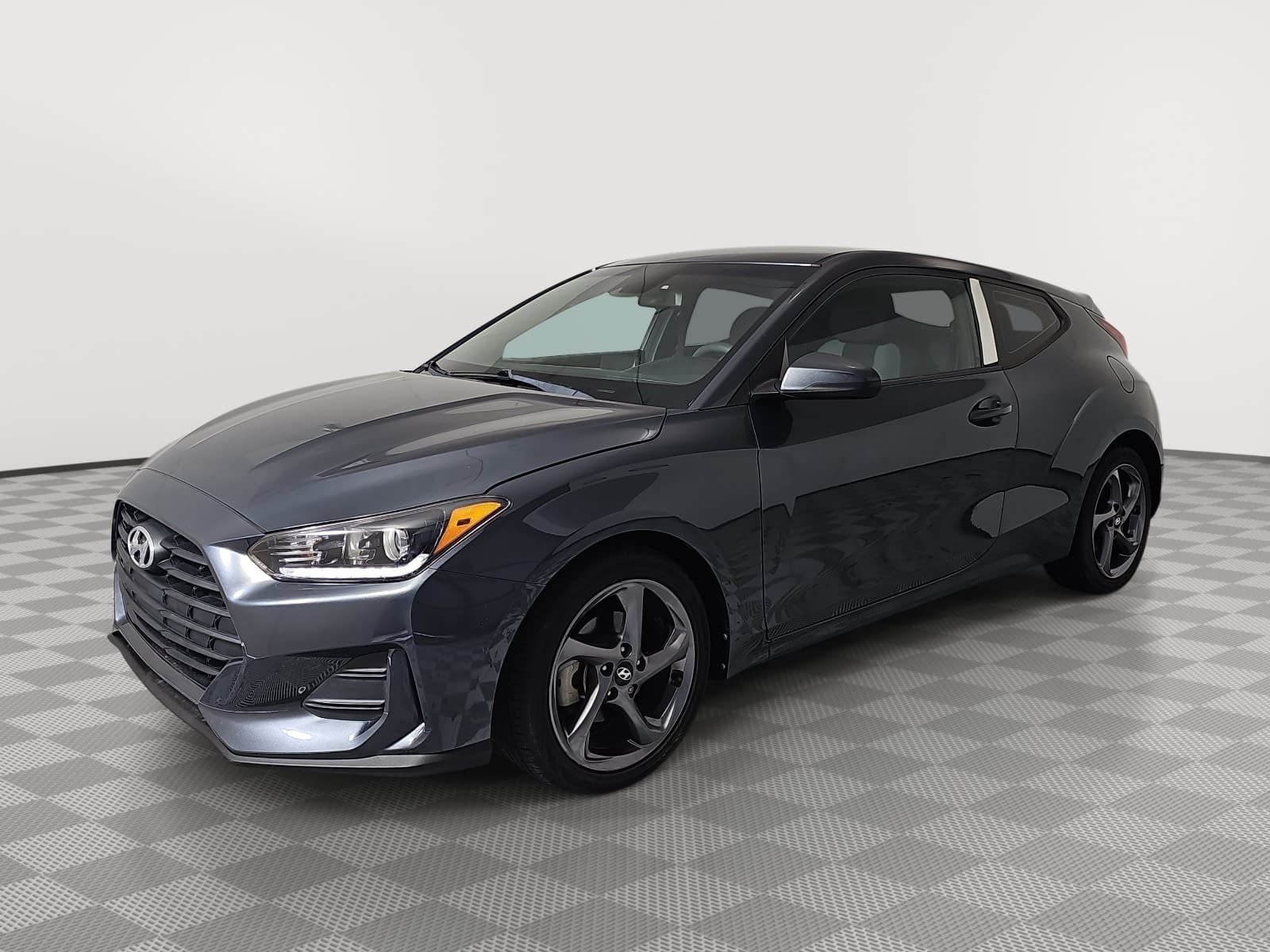 Used 2019 Hyundai Veloster 2.0 FWD image 4