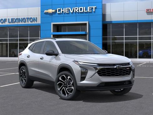 New 2026 Chevrolet Trax RS w/ Sunroof Package FWD image 7