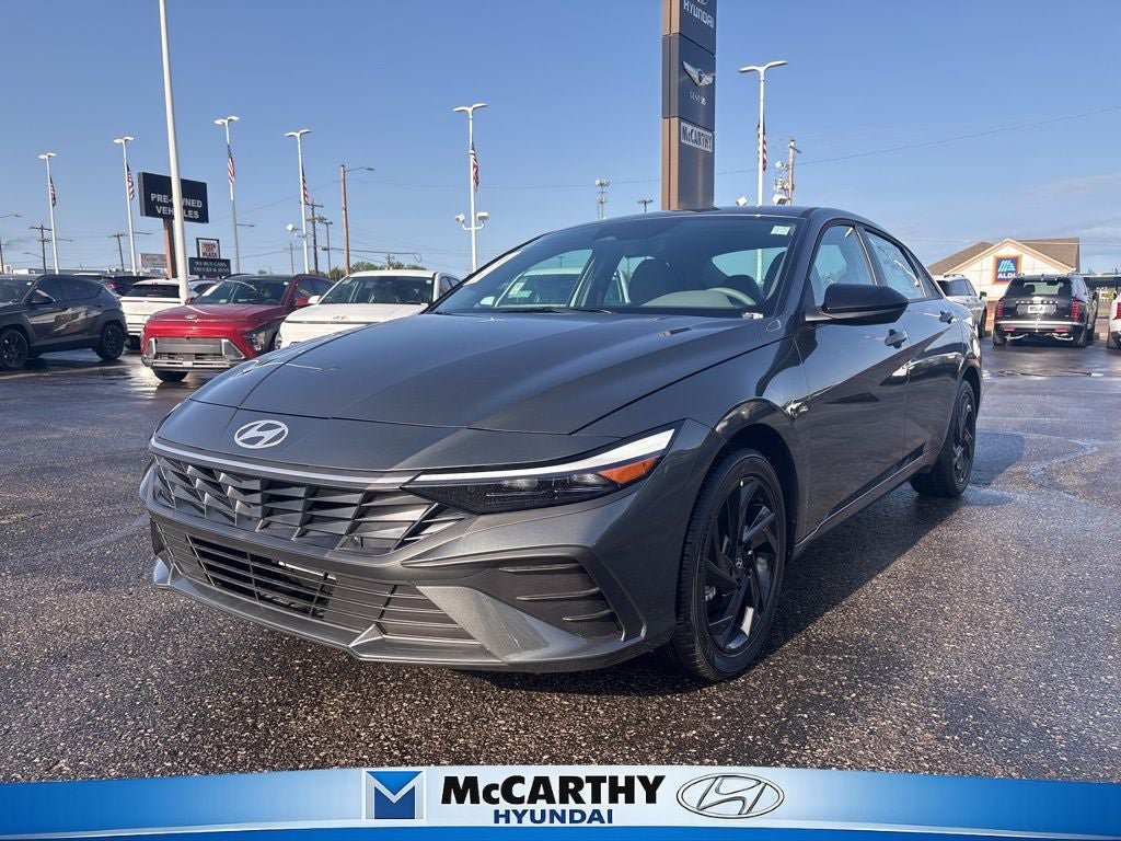 New 2026 Hyundai Elantra Sport FWD image 1