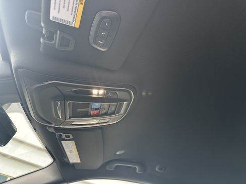 Used 2022 Jeep Grand Cherokee Trailhawk w/ Advanced Protech Group II AWD/4WD image 37