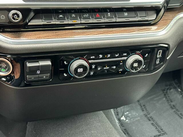 Used 2023 Chevrolet Silverado 1500 LT w/ Protection Package AWD/4WD image 23