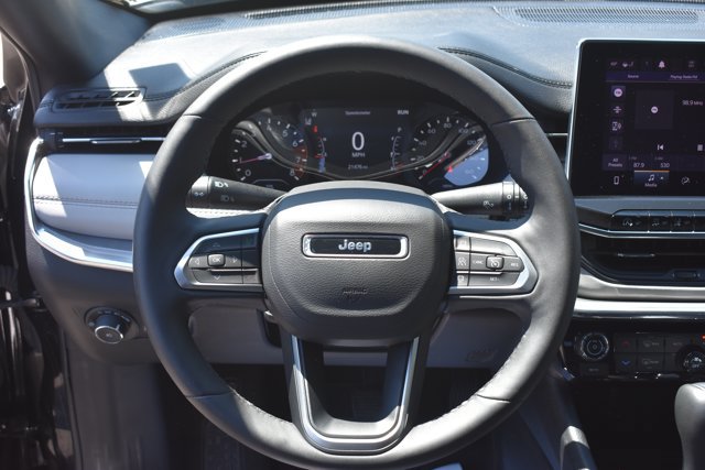 Used 2024 Jeep Compass Limited AWD/4WD image 21