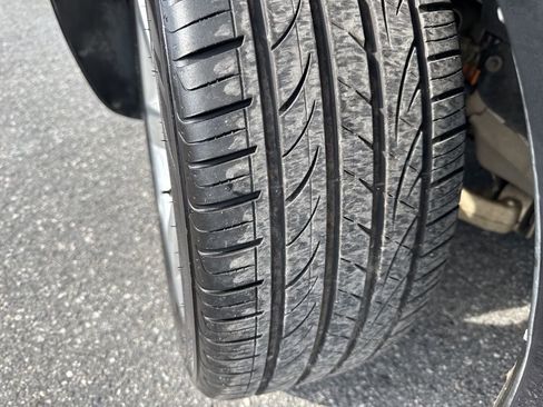 Used 2007 Pontiac Solstice Convertible w/ Premium Package image 21