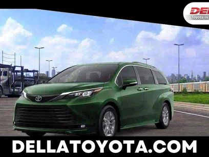 New 2026 Toyota Sienna XLE