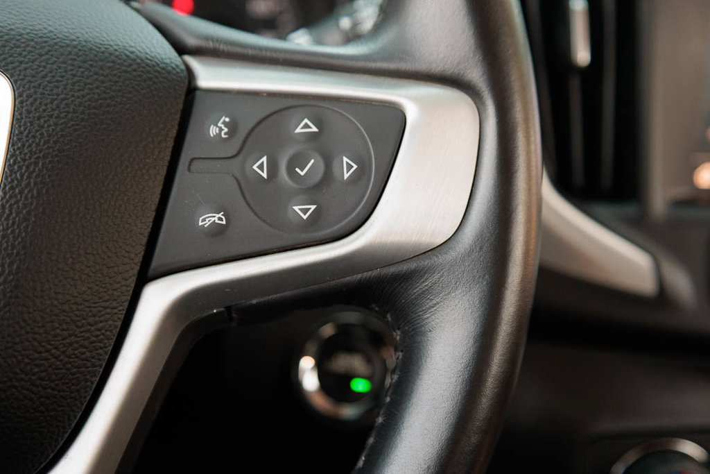Used 2021 GMC Terrain SLE w/ Driver Convenience Package FWD image 22
