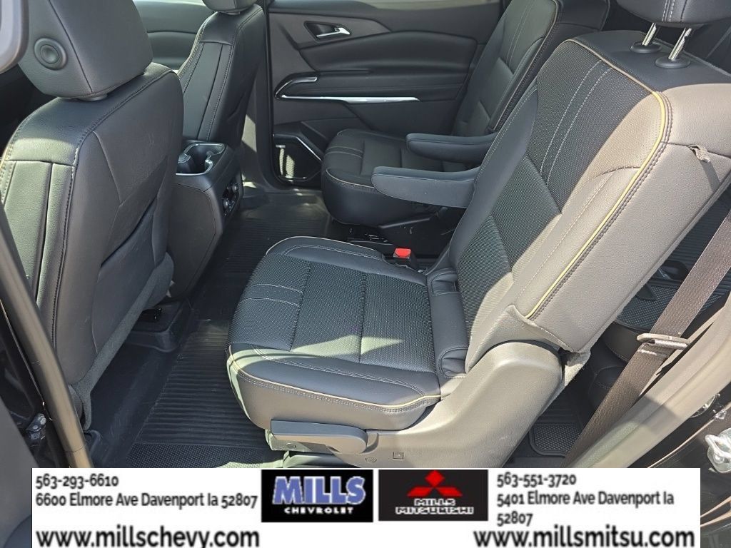 Used 2026 Chevrolet Traverse High Country w/ LPO, Floor Liner Package AWD/4WD image 15