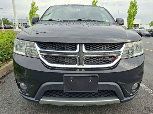 Used 2013 Dodge Journey SXT w/ Popular Equipment Group AWD/4WD image 2
