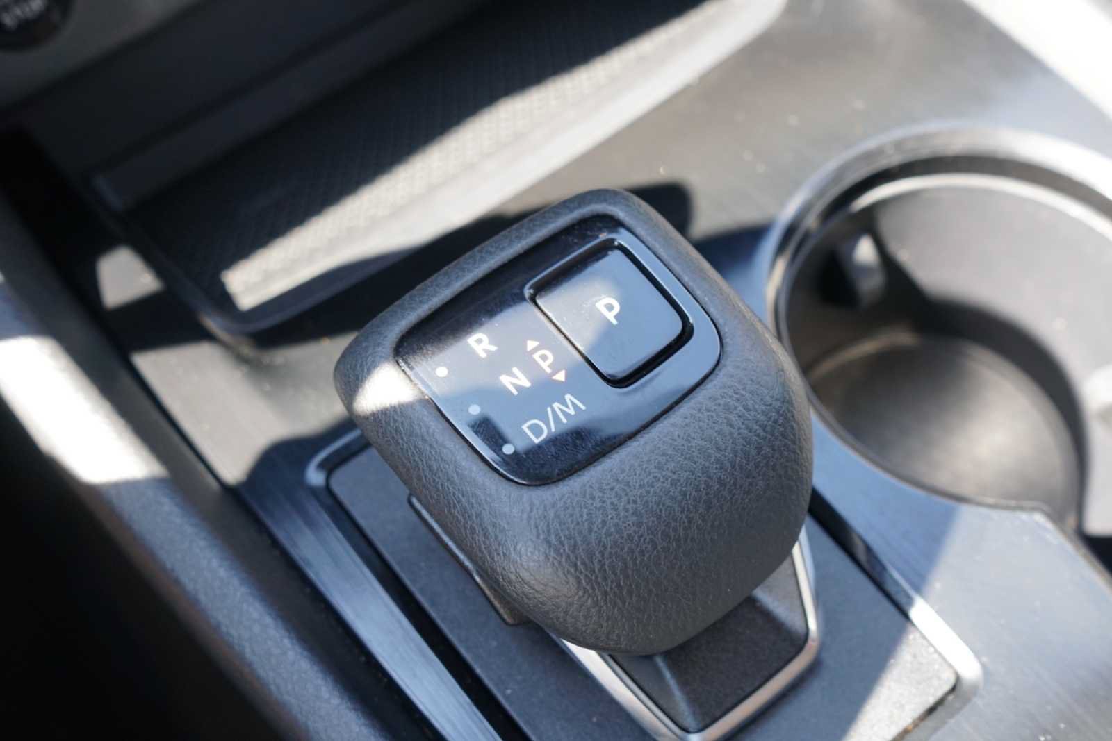 Used 2024 Nissan Rogue SV FWD image 10