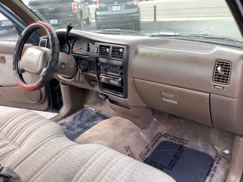 Used 1997 Toyota Tacoma 2WD Regular Cab image 26