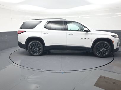 Used 2023 Chevrolet Traverse RS